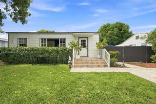 240 Carlisle Dr, Miami Springs, FL 33166