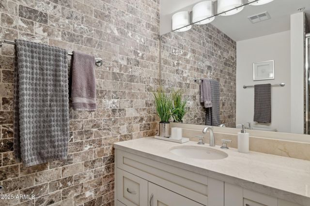 7151 E RANCHO VISTA Drive 3001, Scottsdale, AZ 85251
