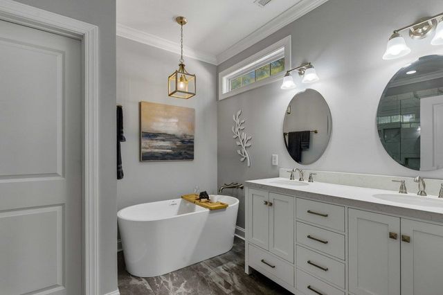 548 Arcadia Rd., Pawleys Island, SC 29585