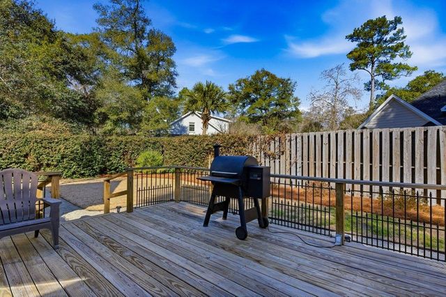 548 Arcadia Rd., Pawleys Island, SC 29585