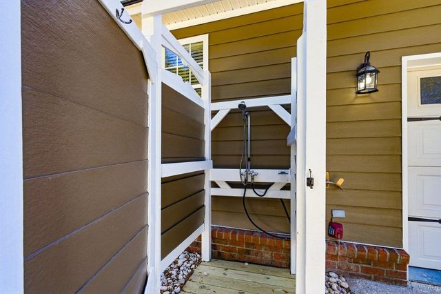 548 Arcadia Rd., Pawleys Island, SC 29585