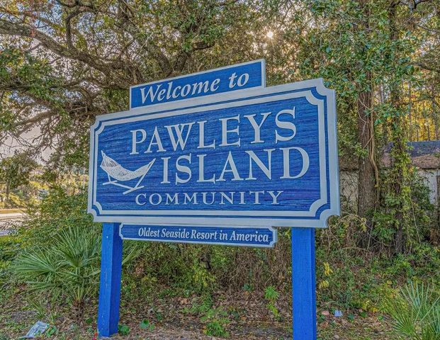 548 Arcadia Rd., Pawleys Island, SC 29585