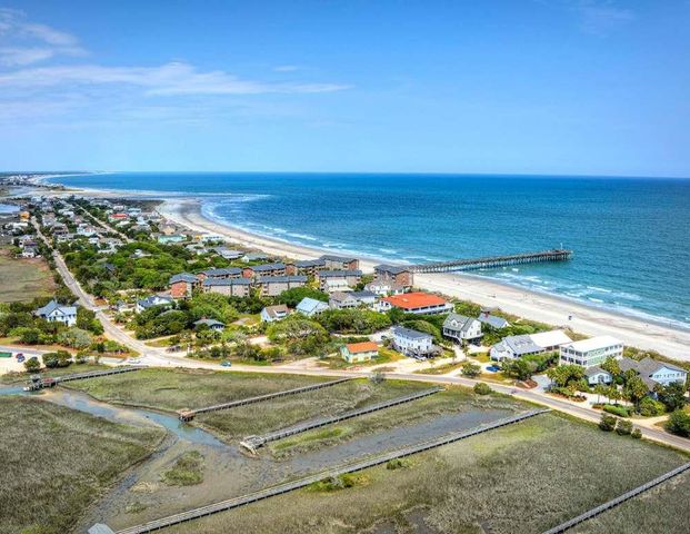 548 Arcadia Rd., Pawleys Island, SC 29585