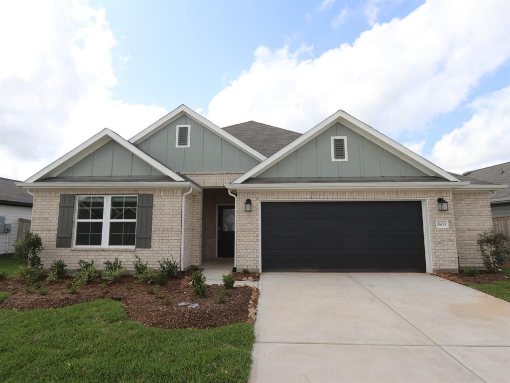 26155 Ethereal Road, La Marque, TX 77568