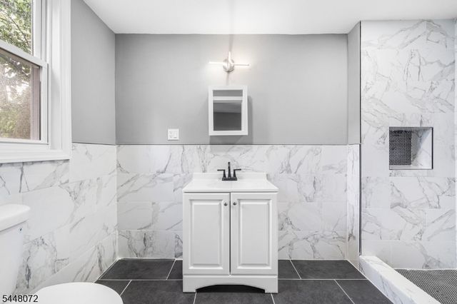 304 Ridgewood Ave, Newark City, NJ 07112