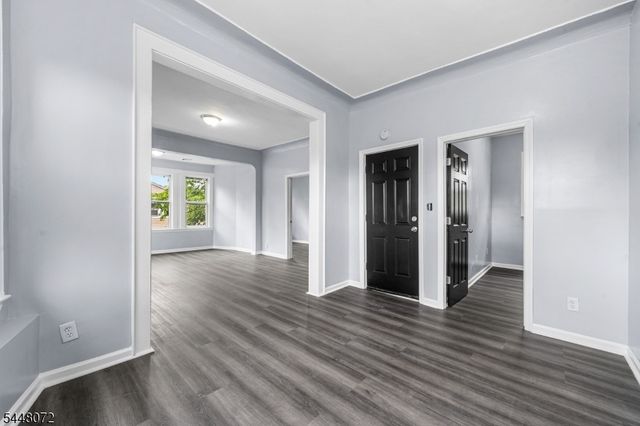 304 Ridgewood Ave, Newark City, NJ 07112