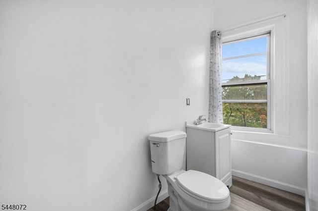 304 Ridgewood Ave, Newark City, NJ 07112