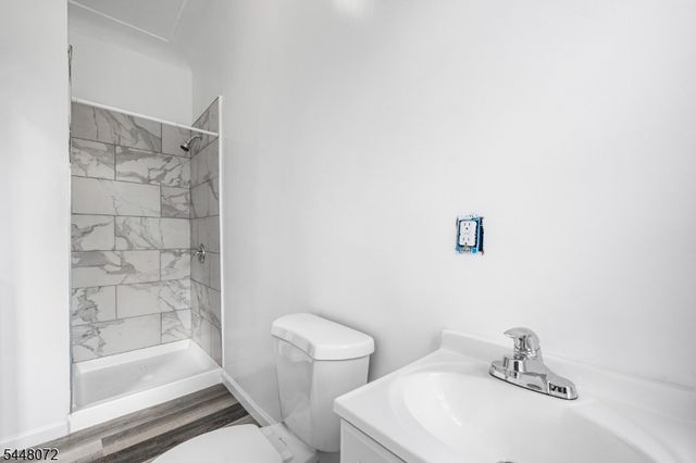 304 Ridgewood Ave, Newark City, NJ 07112