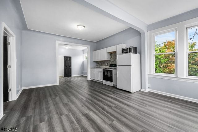 304 Ridgewood Ave, Newark City, NJ 07112