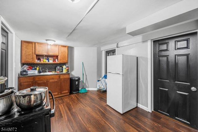 304 Ridgewood Ave, Newark City, NJ 07112