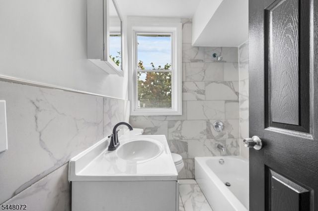 304 Ridgewood Ave, Newark City, NJ 07112