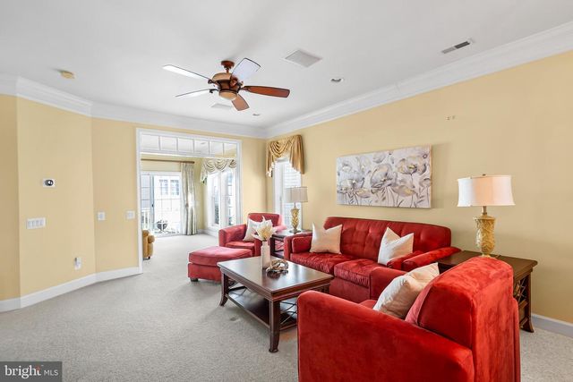 8911 PERIWINKLE BLUE CT, Lorton, VA 22079