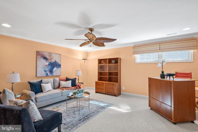 8911 PERIWINKLE BLUE CT, Lorton, VA 22079