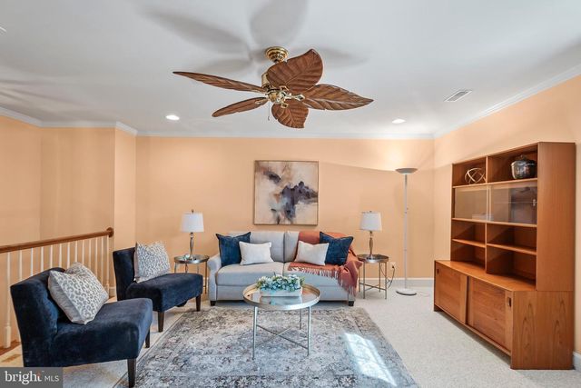 8911 PERIWINKLE BLUE CT, Lorton, VA 22079