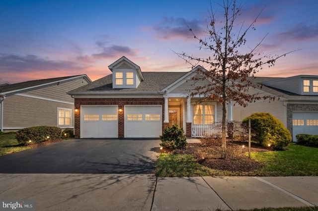 8911 PERIWINKLE BLUE CT, Lorton, VA 22079