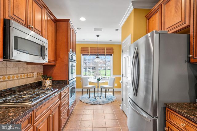 8911 PERIWINKLE BLUE CT, Lorton, VA 22079