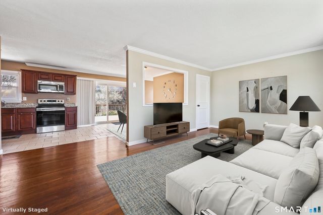 46 Greenview Drive, Waterbury, CT 06708