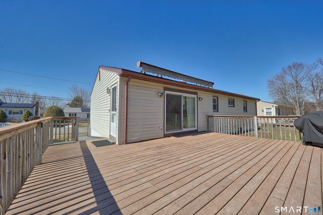 46 Greenview Drive, Waterbury, CT 06708