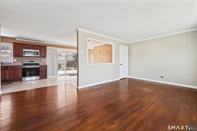 46 Greenview Drive, Waterbury, CT 06708