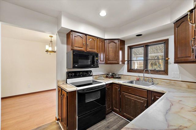 16465 28 Mile Road, Ray, MI 48096