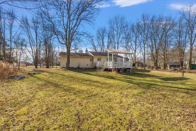 16465 28 Mile Road, Ray, MI 48096