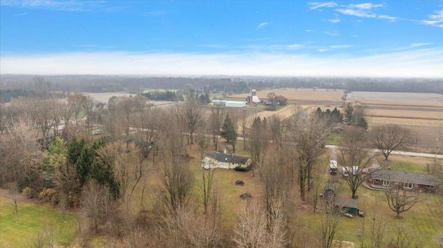 16465 28 Mile Road, Ray, MI 48096