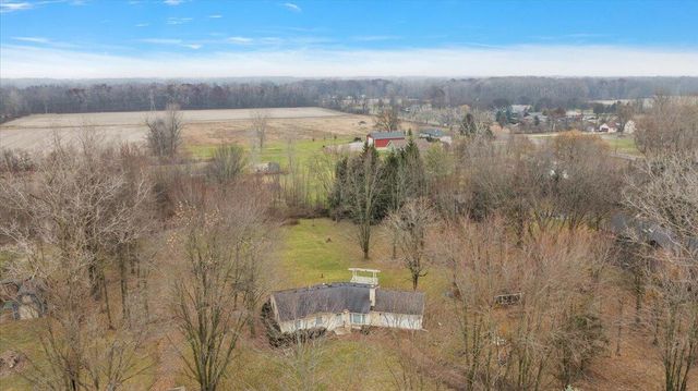 16465 28 Mile Road, Ray, MI 48096