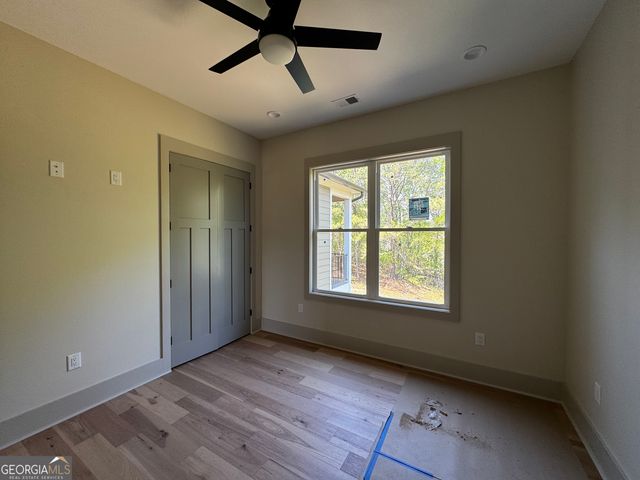 260 Edgewater Trail S, Toccoa, GA 30577