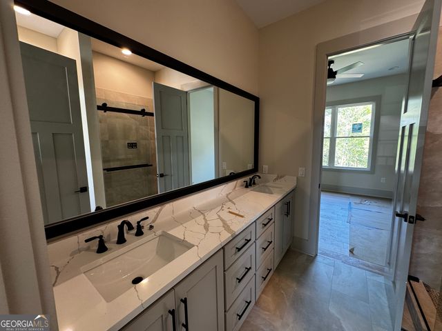 260 Edgewater Trail S, Toccoa, GA 30577