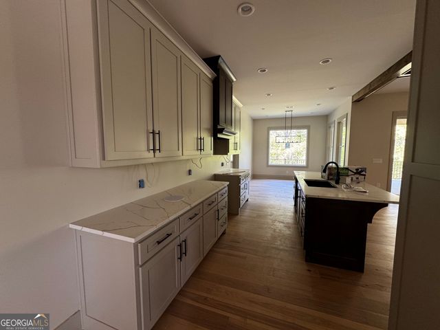 260 Edgewater Trail S, Toccoa, GA 30577
