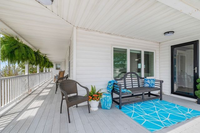158 Cadish Ave, Hull, MA 02045