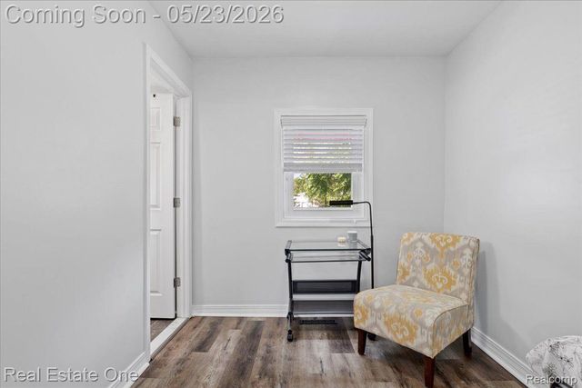 128 S SLATER Street, Lake Orion Village, MI 48362