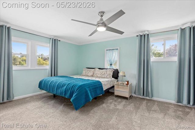 128 S SLATER Street, Lake Orion Village, MI 48362