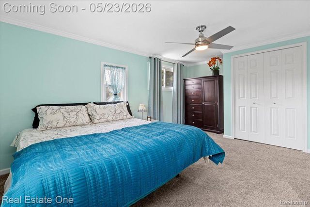 128 S SLATER Street, Lake Orion Village, MI 48362
