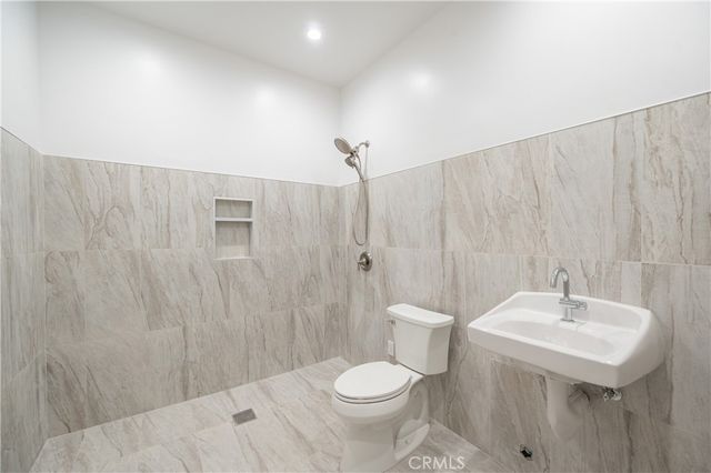 15148 Domino Street, Sherman Oaks, CA 91411