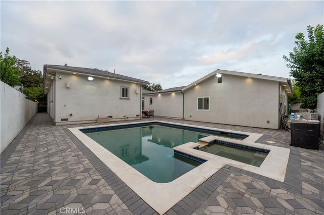 15148 Domino Street, Sherman Oaks, CA 91411