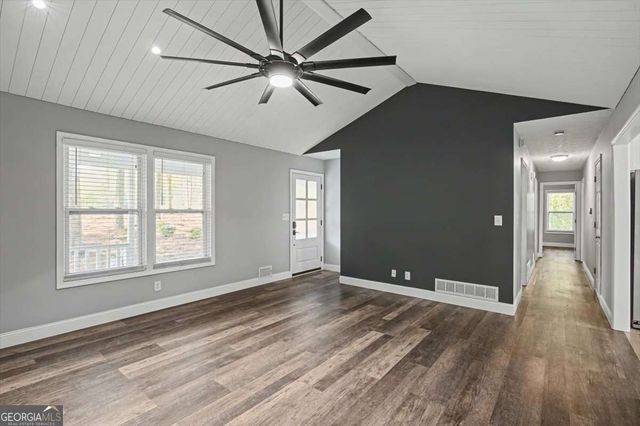 537 Toonigh Road, Woodstock, GA 30188