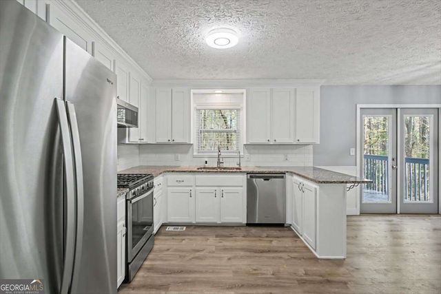 537 Toonigh Road, Woodstock, GA 30188