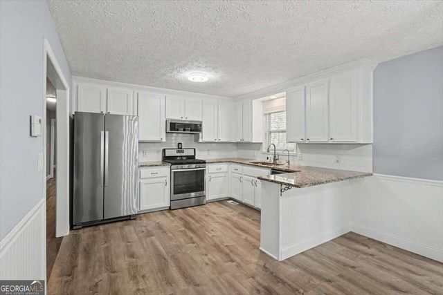 537 Toonigh Road, Woodstock, GA 30188