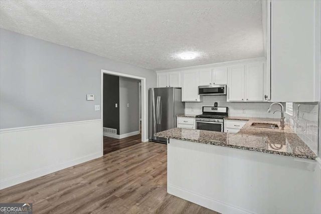 537 Toonigh Road, Woodstock, GA 30188