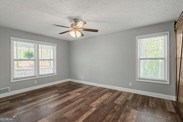 537 Toonigh Road, Woodstock, GA 30188