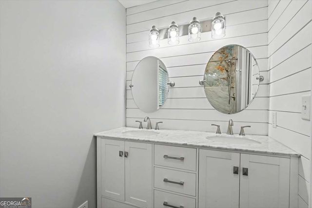 537 Toonigh Road, Woodstock, GA 30188