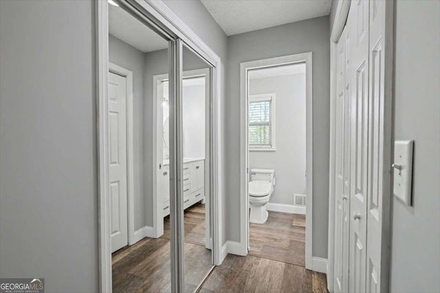 537 Toonigh Road, Woodstock, GA 30188