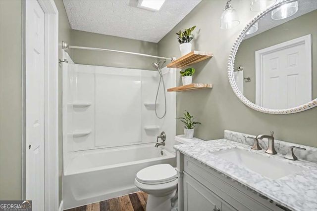 537 Toonigh Road, Woodstock, GA 30188