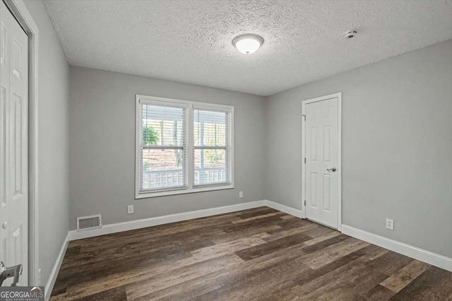 537 Toonigh Road, Woodstock, GA 30188