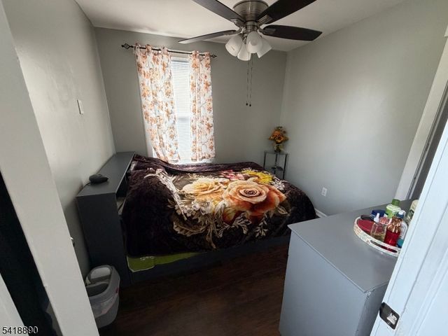 41 N 11Th St, Paterson City, NJ 07522