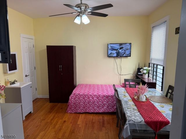 41 N 11Th St, Paterson City, NJ 07522