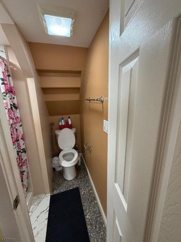 41 N 11Th St, Paterson City, NJ 07522