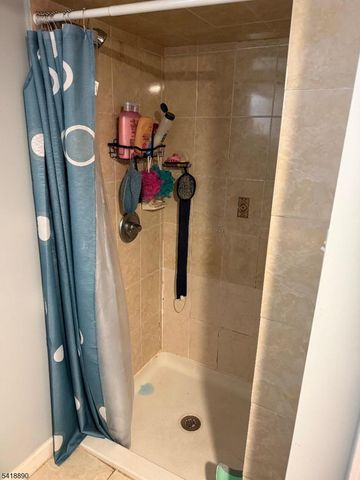 41 N 11Th St, Paterson City, NJ 07522