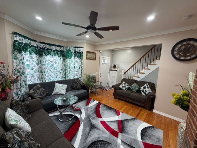 41 N 11Th St, Paterson City, NJ 07522